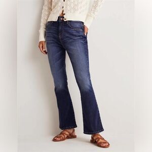 Boden Fitted Cropped Flare Jeans Dark wash Size 4